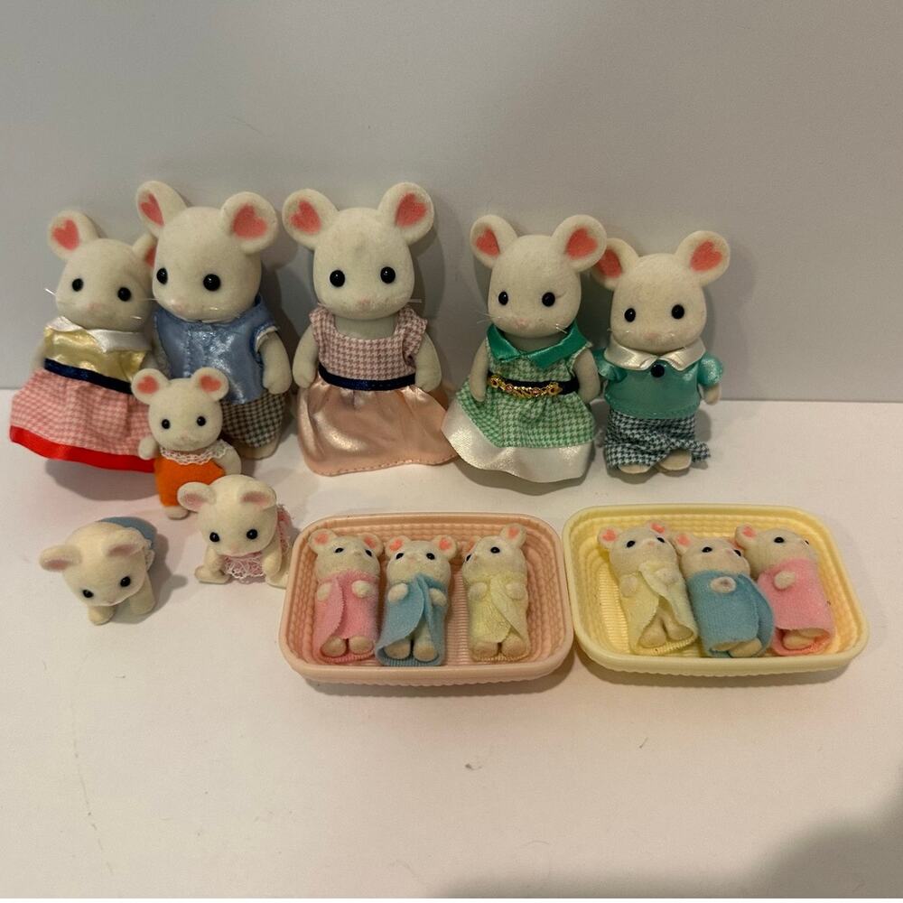 Calico Critters Mouse Family Extra Babies and 2 sets of Triplets